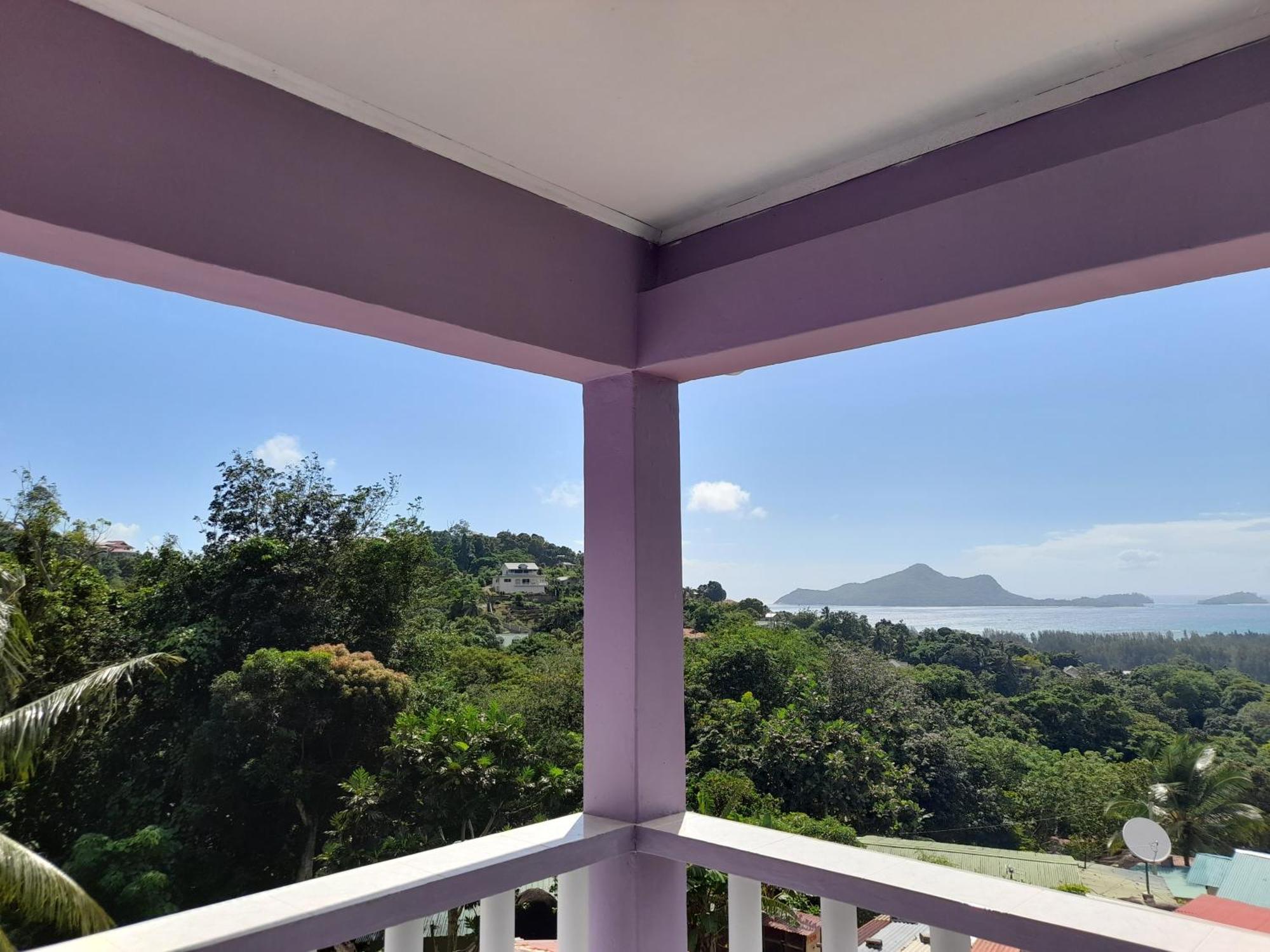 The Purple House Self Catering Seychelles Apartment Victoria Exterior photo