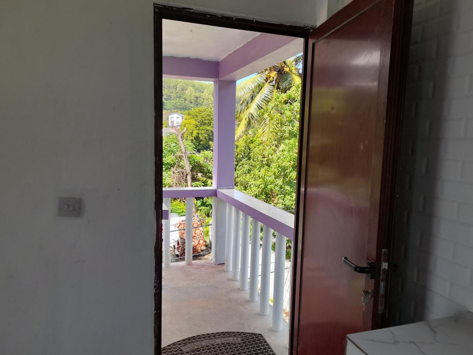 The Purple House Self Catering Seychelles Apartment Victoria Exterior photo